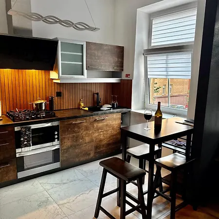 Appartamento Downtown - Maironis 10 *