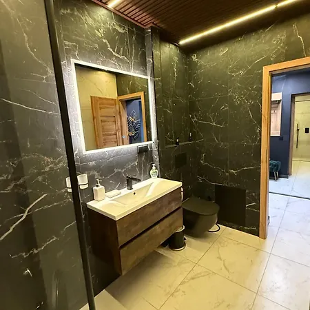 Downtown - Maironis 10 Κάουνας